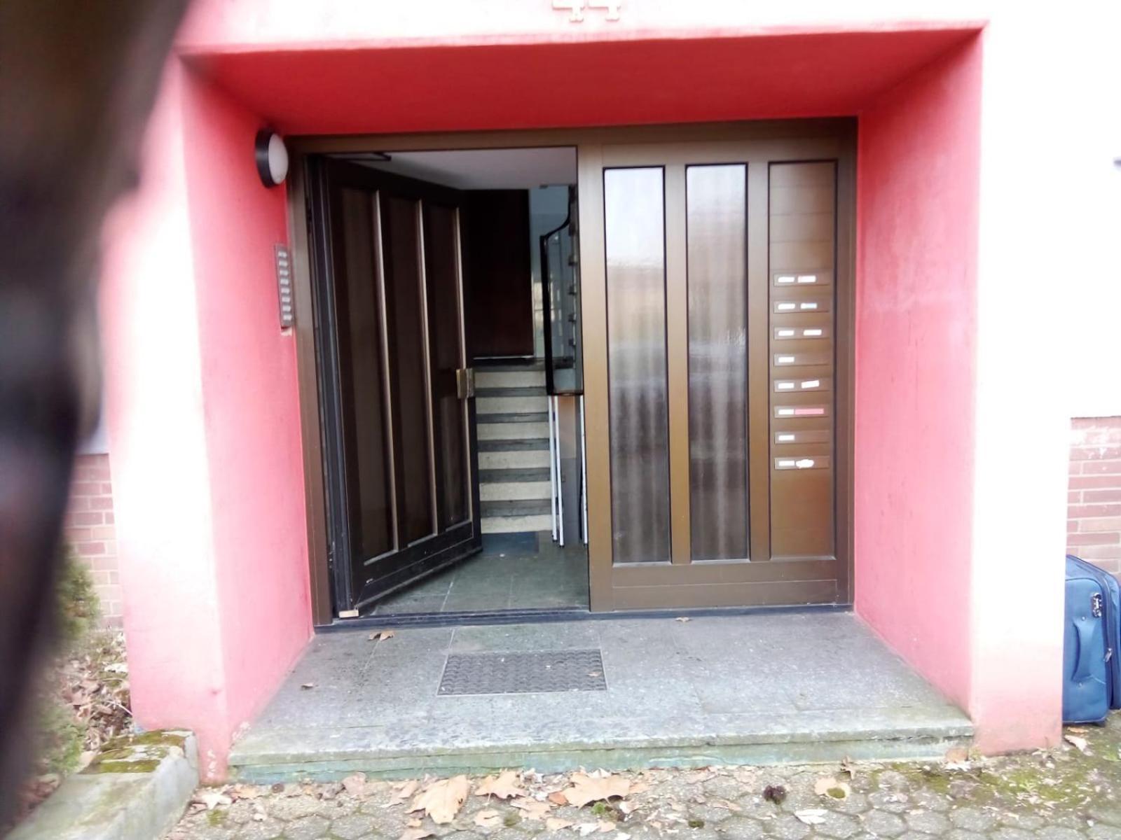 Ferienwohnung Monteurwohnung Messewohnung Duisburg Sued Grenze Duesseldorf 6 Personen 外观 照片