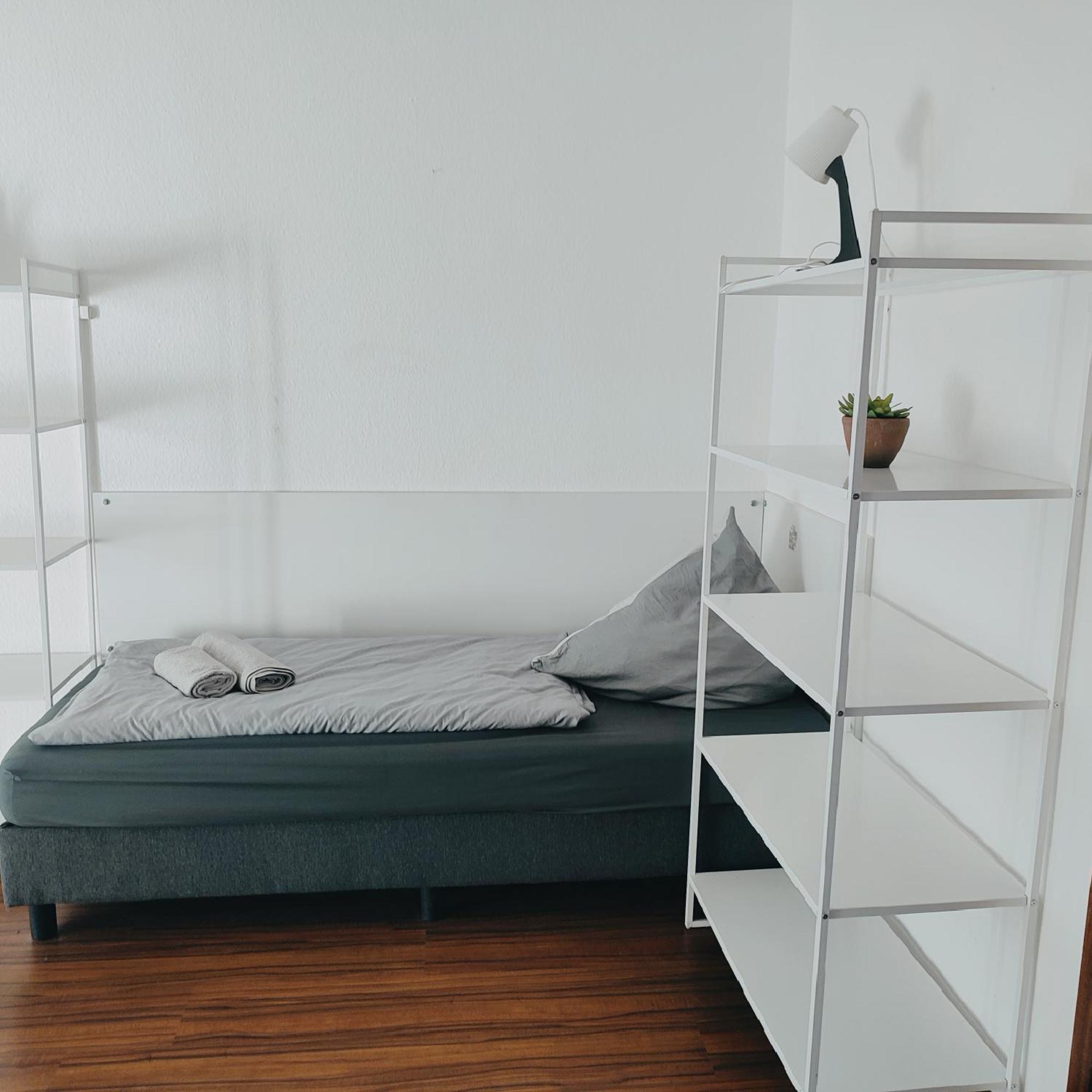 Ferienwohnung Monteurwohnung Messewohnung Duisburg Sued Grenze Duesseldorf 6 Personen 外观 照片